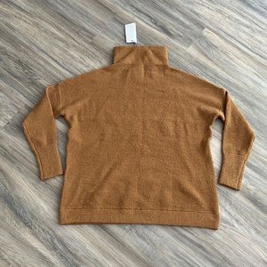 Chelsea & Theodore oversized sweater